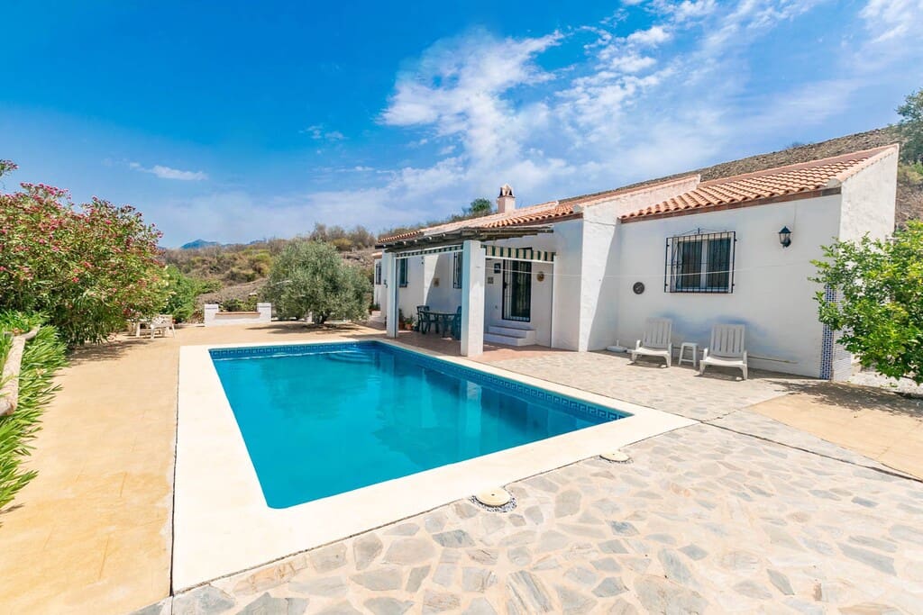 2 bedroom Finca/Country House for sale in Torrox with pool - € 289,000 (Ref: 9800580)