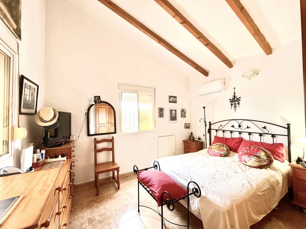 3 soverom Finca/Herregård til salgs i Almachar med svømmebasseng garasje - € 449 999 (Ref: 9952295)