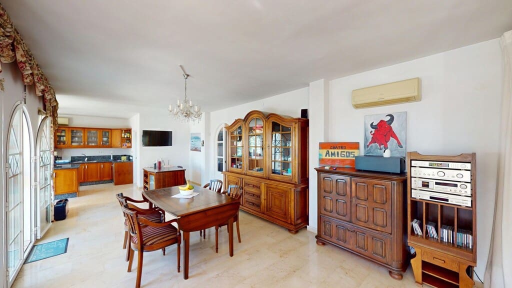 4 quarto Moradia para venda em Algarrobo com piscina garagem - 579 000 € (Ref: 9999554)