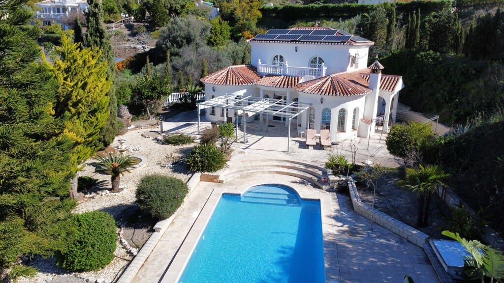 4 quarto Moradia para venda em Algarrobo com piscina garagem - 579 000 € (Ref: 9999554)