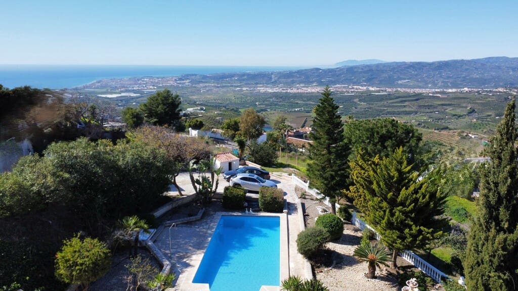 4 quarto Moradia para venda em Algarrobo com piscina garagem - 579 000 € (Ref: 9999554)
