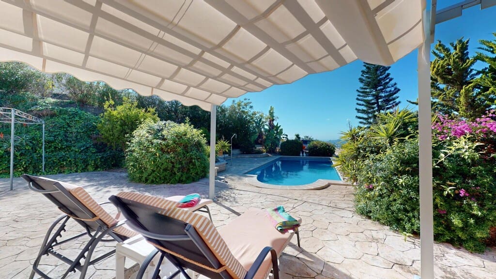 4 quarto Moradia para venda em Algarrobo com piscina garagem - 579 000 € (Ref: 9999554)