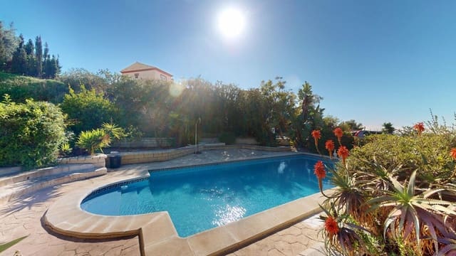 4 quarto Moradia para venda em Algarrobo com piscina garagem - 579 000 € (Ref: 9999554)