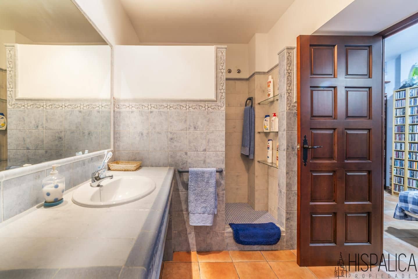 5 bedroom Villa for sale in Ecija with pool garage - € 750,000 (Ref: 10043494)
