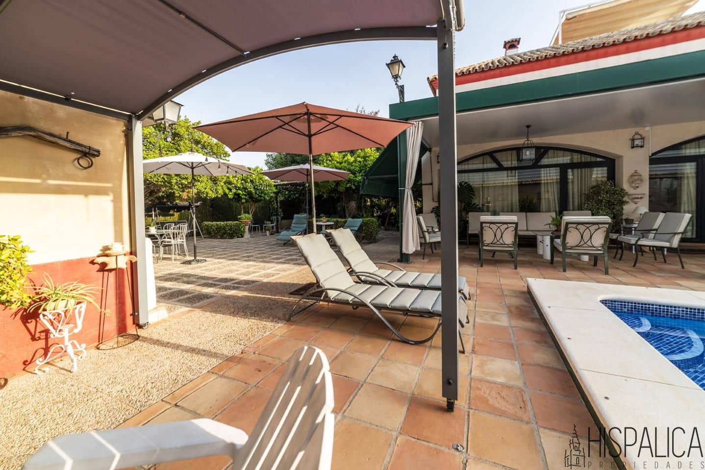 5 bedroom Villa for sale in Ecija with pool garage - € 750,000 (Ref: 10043494)
