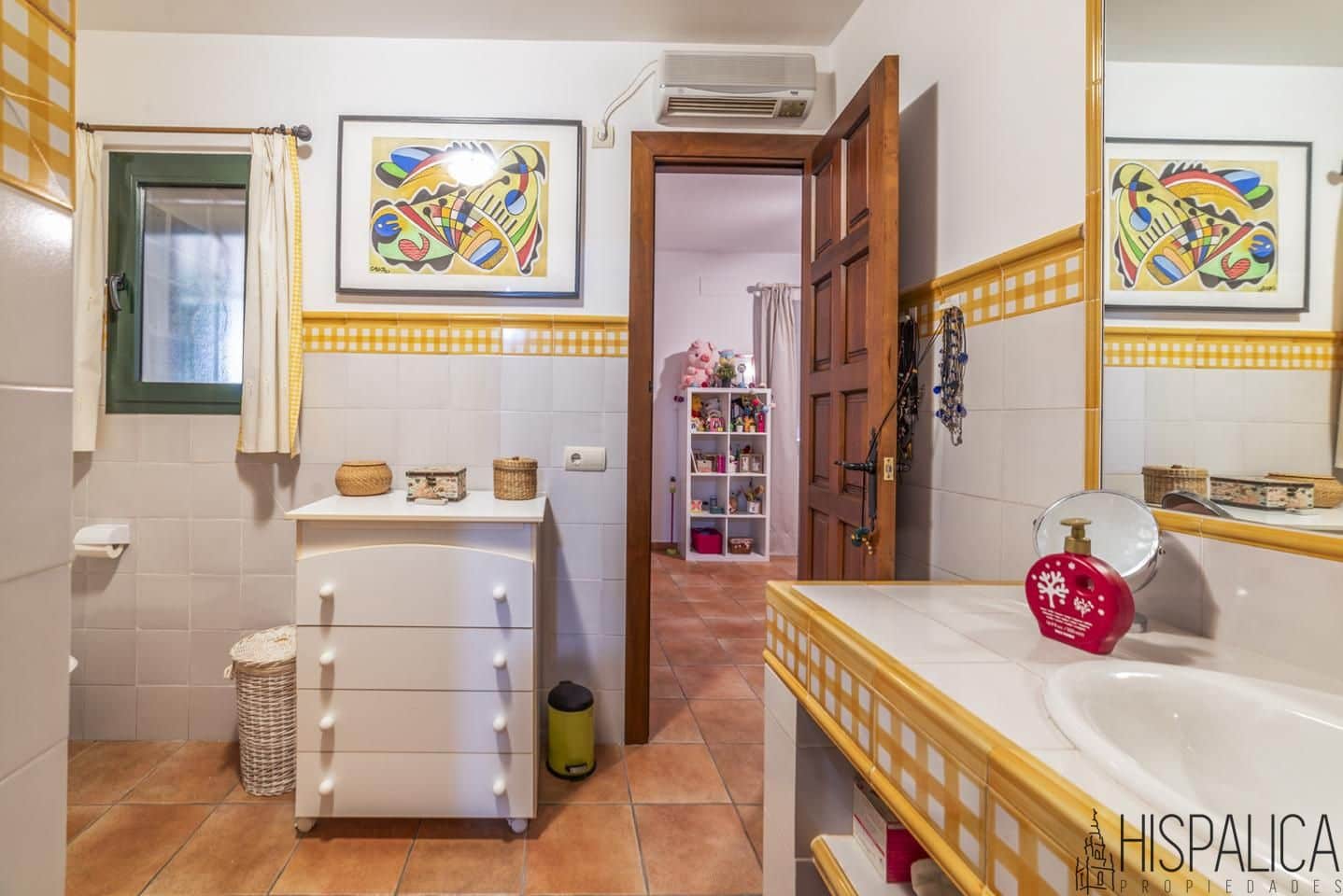 5 bedroom Villa for sale in Ecija with pool garage - € 750,000 (Ref: 10043494)