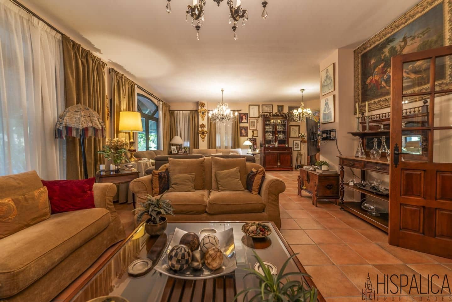 5 bedroom Villa for sale in Ecija with pool garage - € 750,000 (Ref: 10043494)