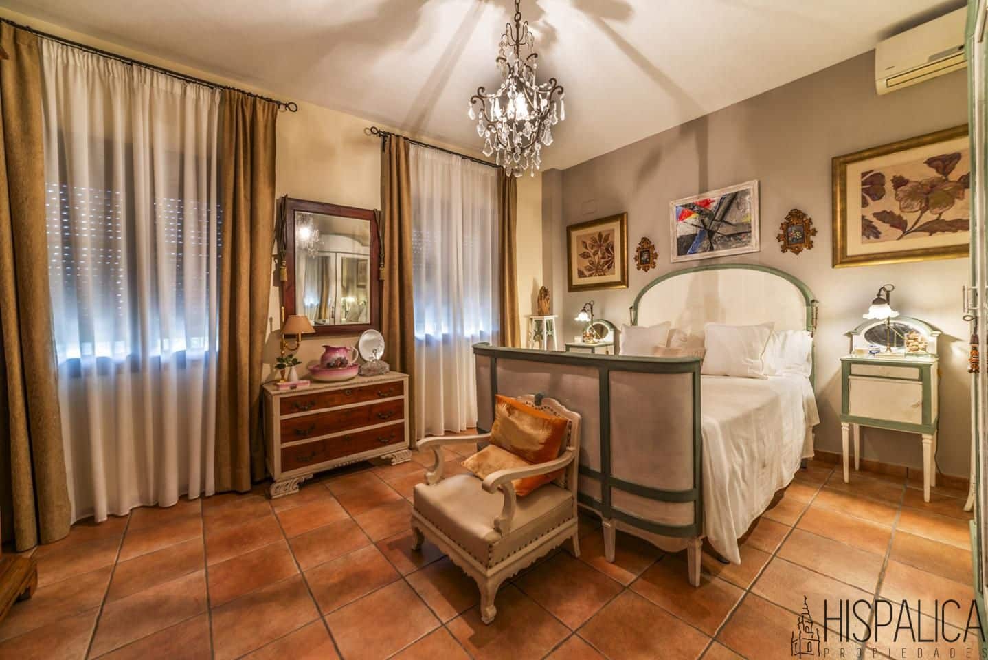 5 bedroom Villa for sale in Ecija with pool garage - € 750,000 (Ref: 10043494)