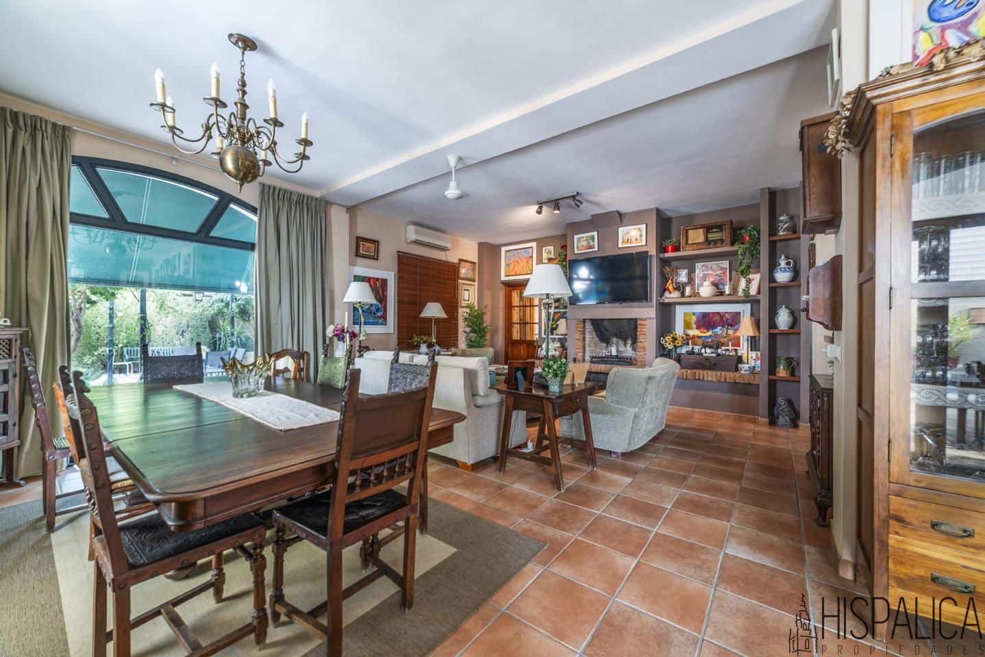 5 bedroom Villa for sale in Ecija with pool garage - € 750,000 (Ref: 10043494)