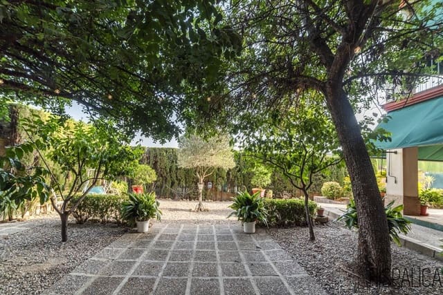 5 soverom Villa til salgs i Ecija med svømmebasseng garasje - € 750 000 (Ref: 10043494)