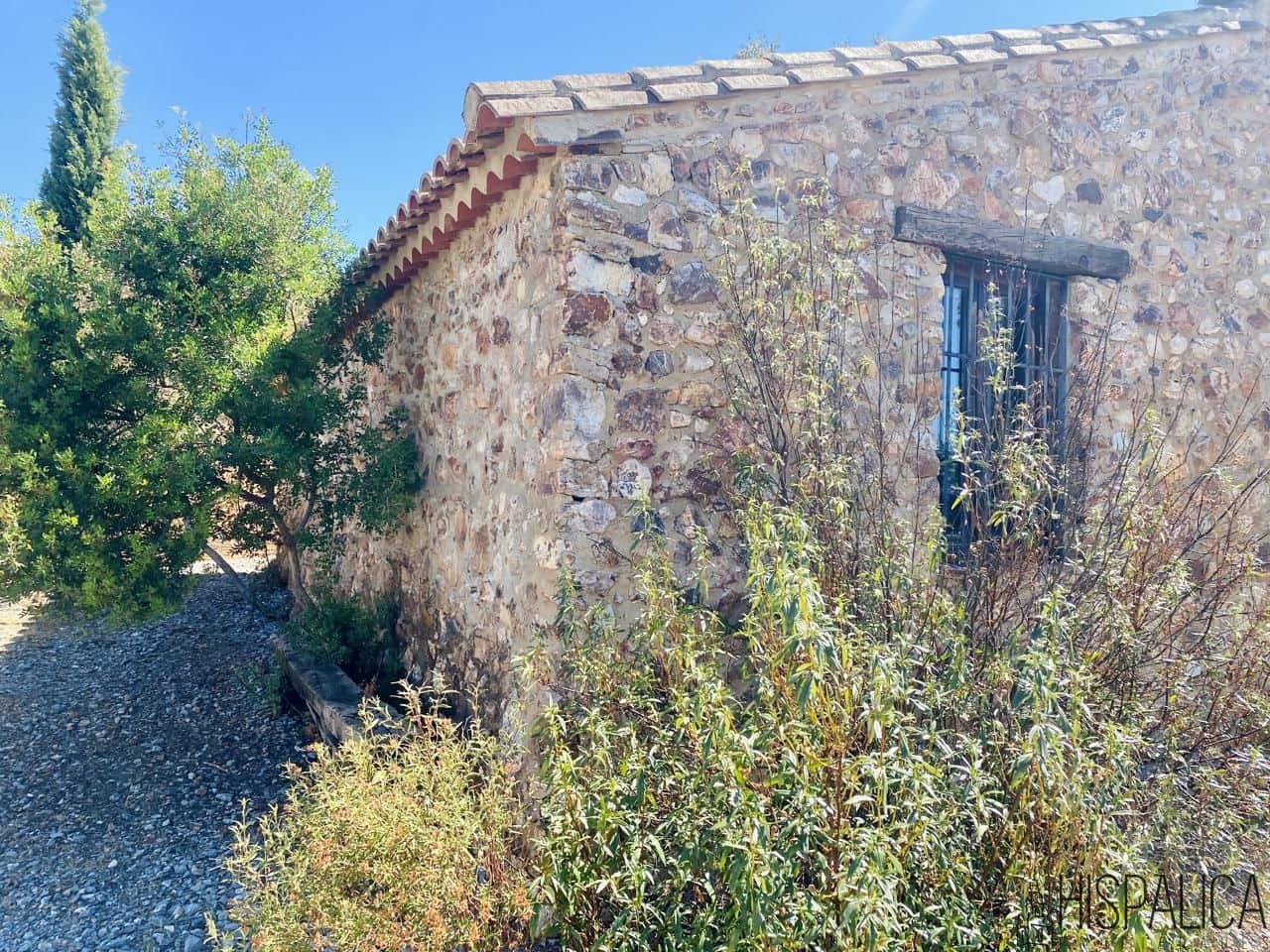 5 bedroom Villa for sale in Santa Eufemia - € 410,000 (Ref: 10046356)