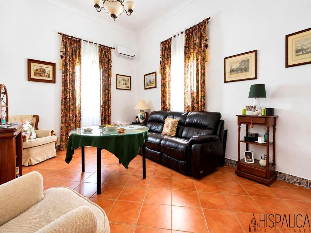 Finca/Casa Rural de 7 habitaciones en Carmona en venta con piscina garaje - 475.000 € (Ref: 10094729)