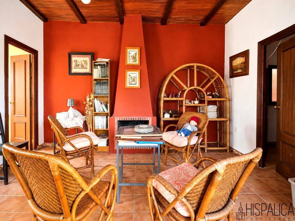 Finca/Casa Rural de 7 habitaciones en Carmona en venta con piscina garaje - 475.000 € (Ref: 10094729)