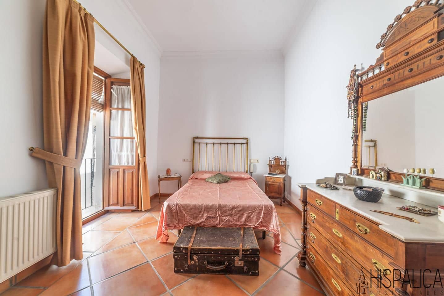 7 bedroom Villa for sale in Cordoba city - € 750,000 (Ref: 10102863)