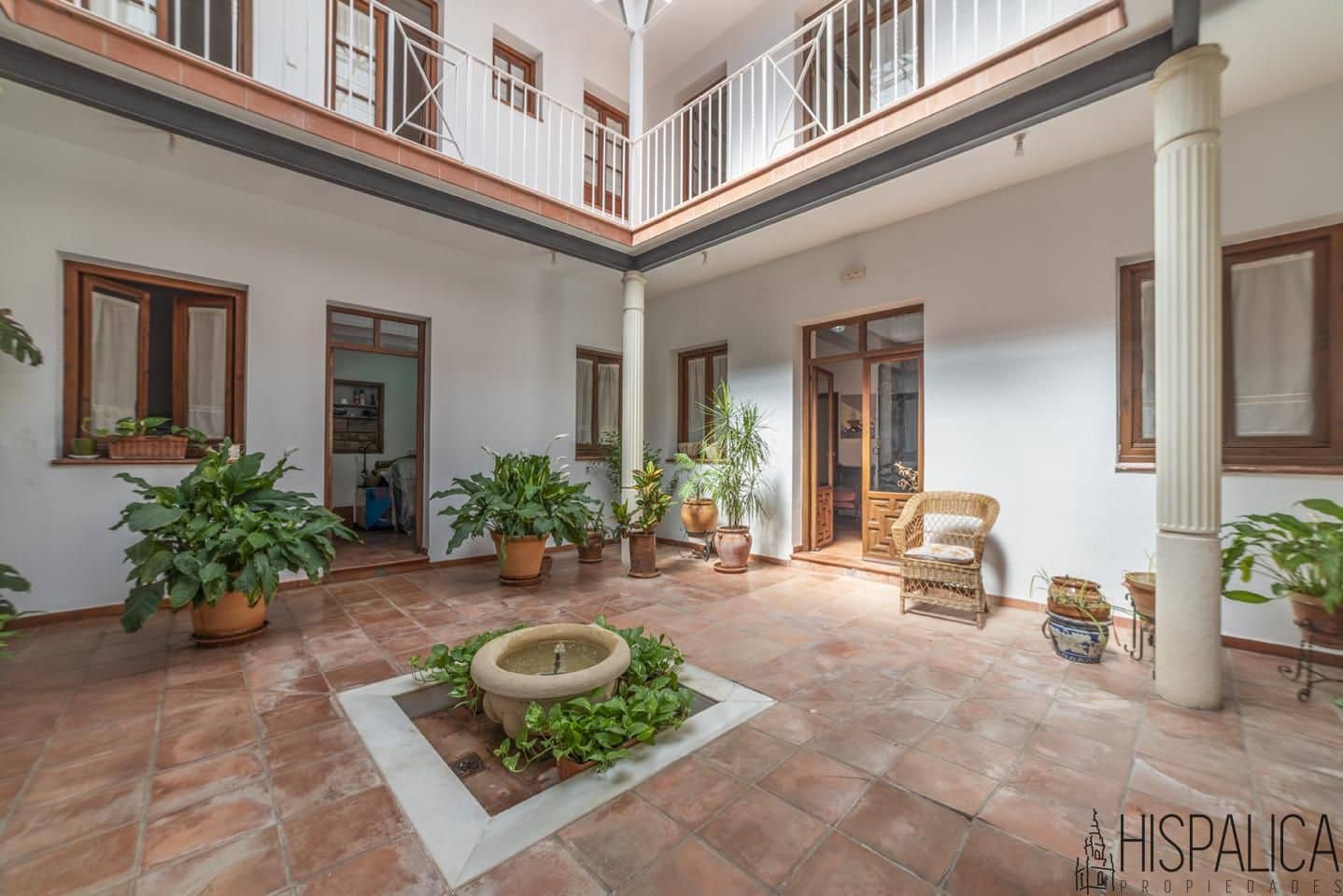 7 bedroom Villa for sale in Cordoba city - € 750,000 (Ref: 10102863)