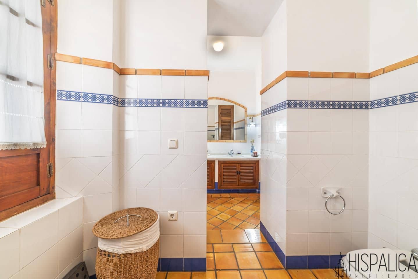 7 bedroom Villa for sale in Cordoba city - € 750,000 (Ref: 10102863)