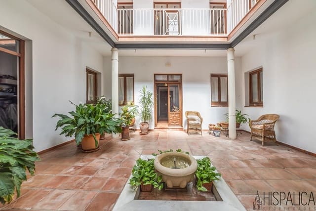 7 bedroom Villa for sale in La Magdalena, Córdoba city - € 750,000 (Ref: 10102863)
