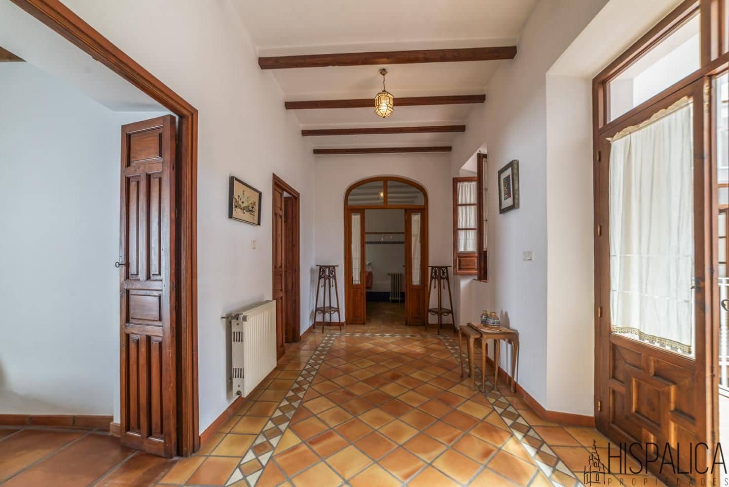 7 bedroom Villa for sale in Cordoba city - € 750,000 (Ref: 10102863)