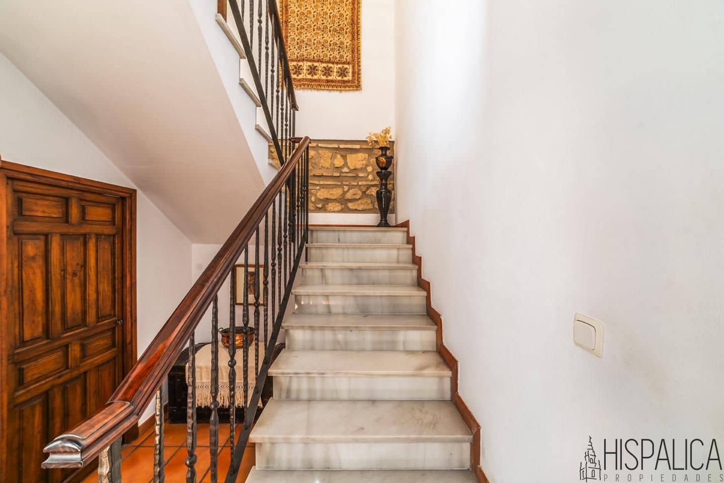 7 bedroom Villa for sale in Cordoba city - € 750,000 (Ref: 10102863)