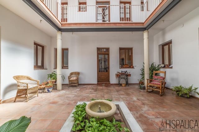 7 bedroom Villa for sale in La Magdalena, Córdoba city - € 750,000 (Ref: 10102863)