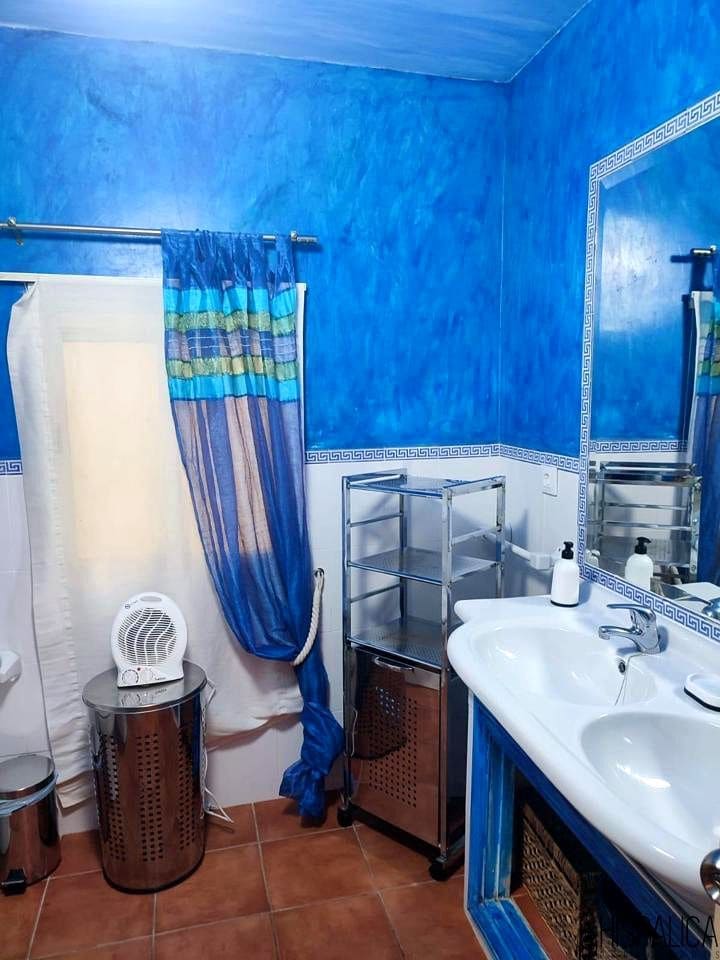 3 bedroom Villa for sale in Ecija - € 345,000 (Ref: 10113559)