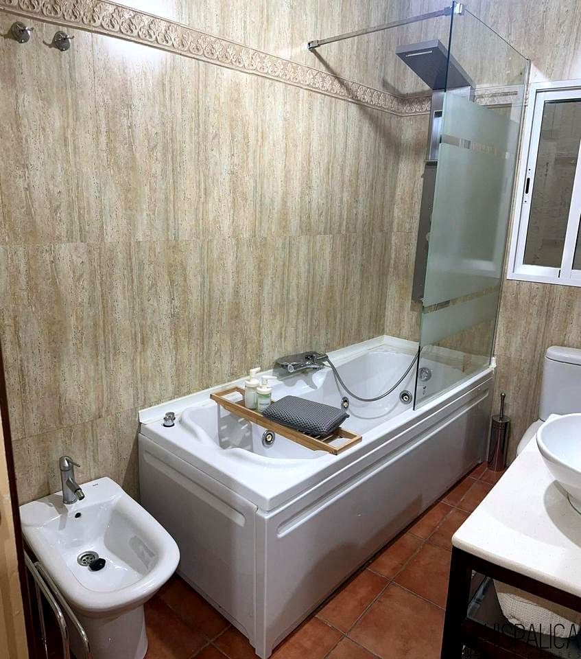 3 bedroom Villa for sale in Ecija - € 345,000 (Ref: 10113559)