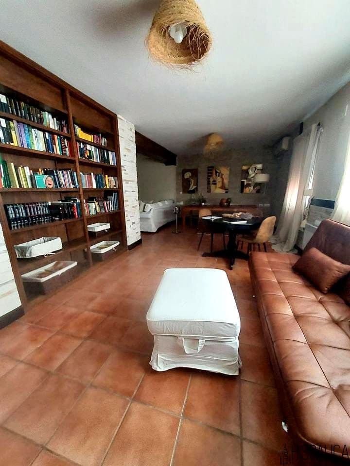 3 bedroom Villa for sale in Ecija - € 345,000 (Ref: 10113559)