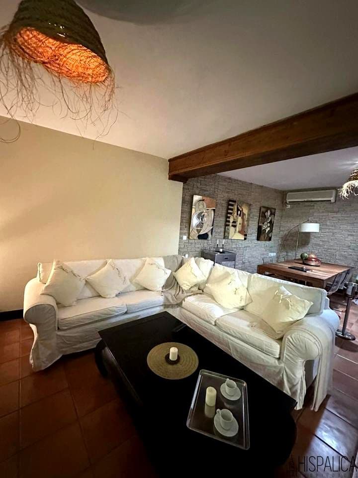 3 bedroom Villa for sale in Ecija - € 345,000 (Ref: 10113559)