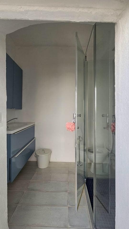 3 bedroom Villa for sale in Arcos de la Frontera with pool - € 110,000 (Ref: 10118433)