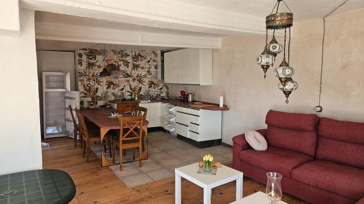 3 bedroom Villa for sale in Arcos de la Frontera with pool - € 110,000 (Ref: 10118433)
