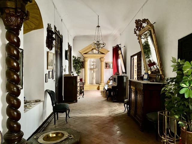 9 chambre Villa/Maison à vendre à Lucena avec garage - 895 000 € (Ref: 10160276)