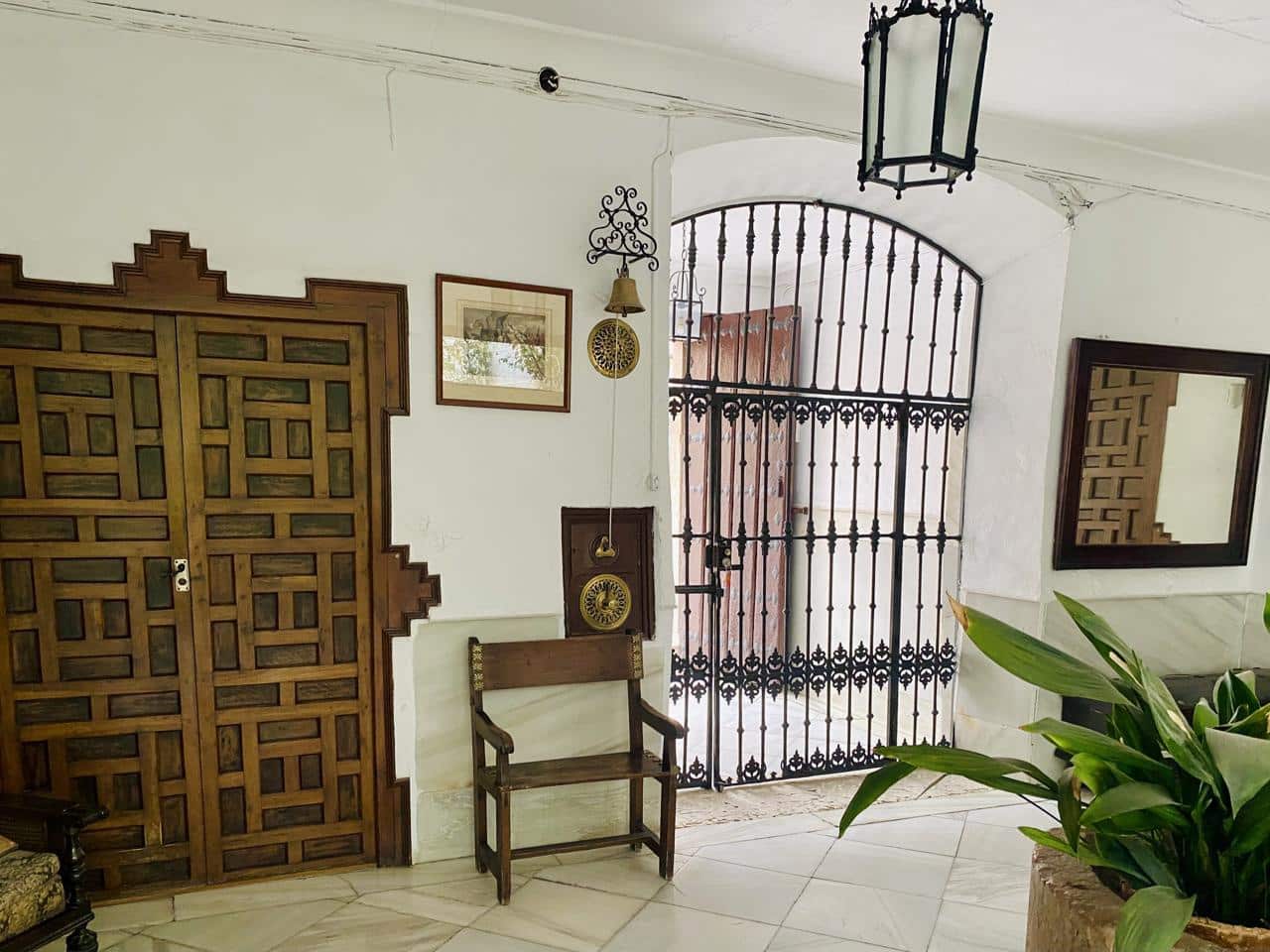 9 chambre Villa/Maison à vendre à Lucena avec garage - 895 000 € (Ref: 10160276)