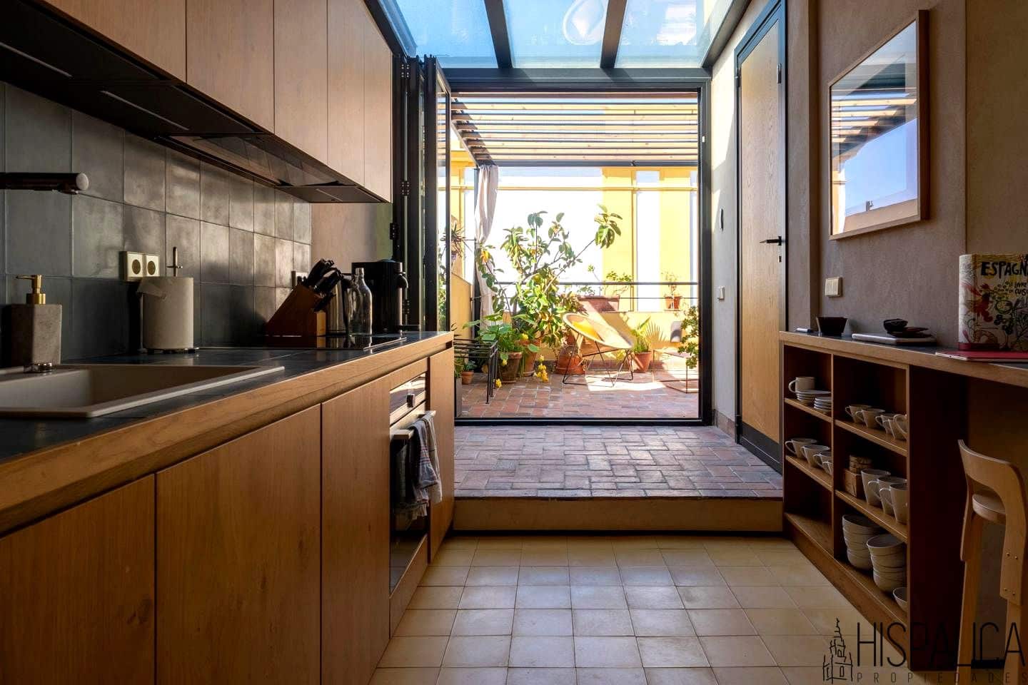 3 bedroom Flat for sale in Seville city - € 950,000 (Ref: 6015906)