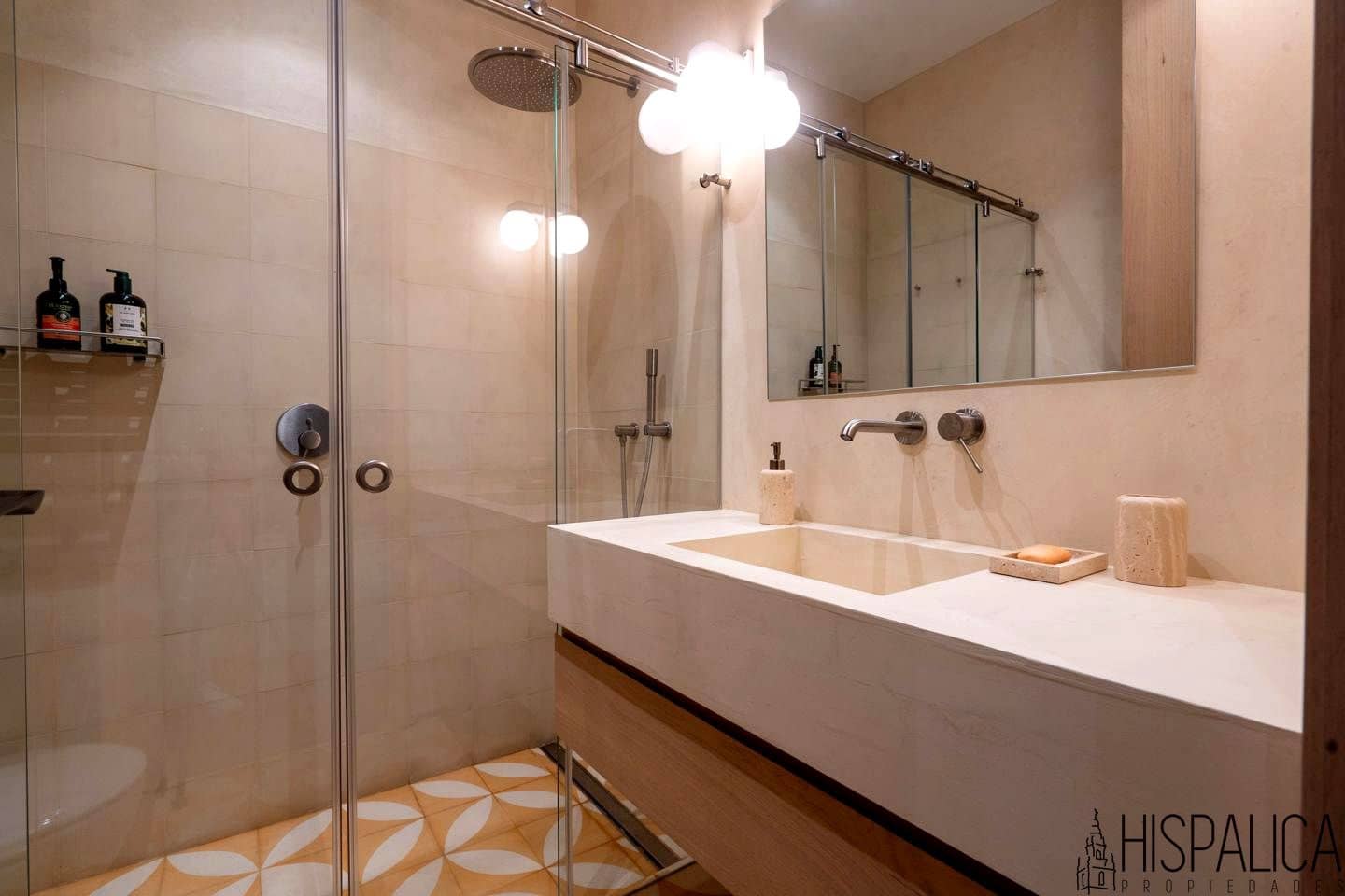 3 bedroom Flat for sale in Seville city - € 950,000 (Ref: 6015906)