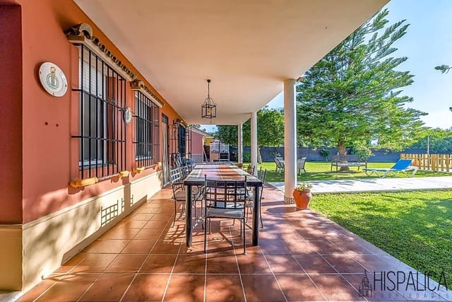 3 soverom Villa til salgs i Carmona med svømmebasseng - € 320 000 (Ref: 6346860)