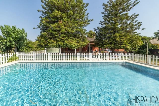 3 soverom Villa til salgs i Carmona med svømmebasseng - € 320 000 (Ref: 6346860)