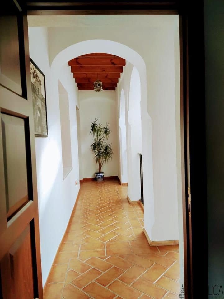 5 soveværelse Villa til salg i Carmona med garage - € 520.000 (Ref: 6676914)