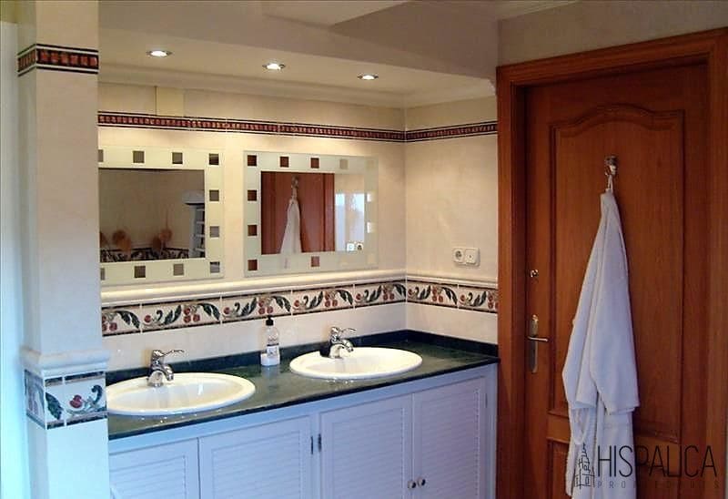 6 soverom Villa til salgs i Los Juncares med svømmebasseng - € 545 000 (Ref: 6730428)