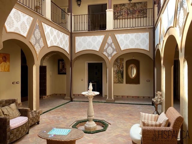 8 soveværelse Villa til salg i Carmona med swimmingpool garage - € 1.285.000 (Ref: 7101819)