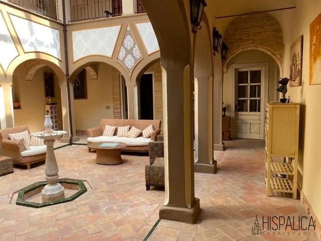 8 soveværelse Villa til salg i Carmona med swimmingpool garage - € 1.285.000 (Ref: 7101819)