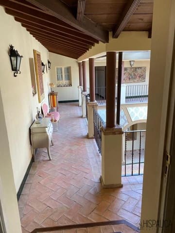 8 soveværelse Villa til salg i Carmona med swimmingpool garage - € 1.285.000 (Ref: 7101819)