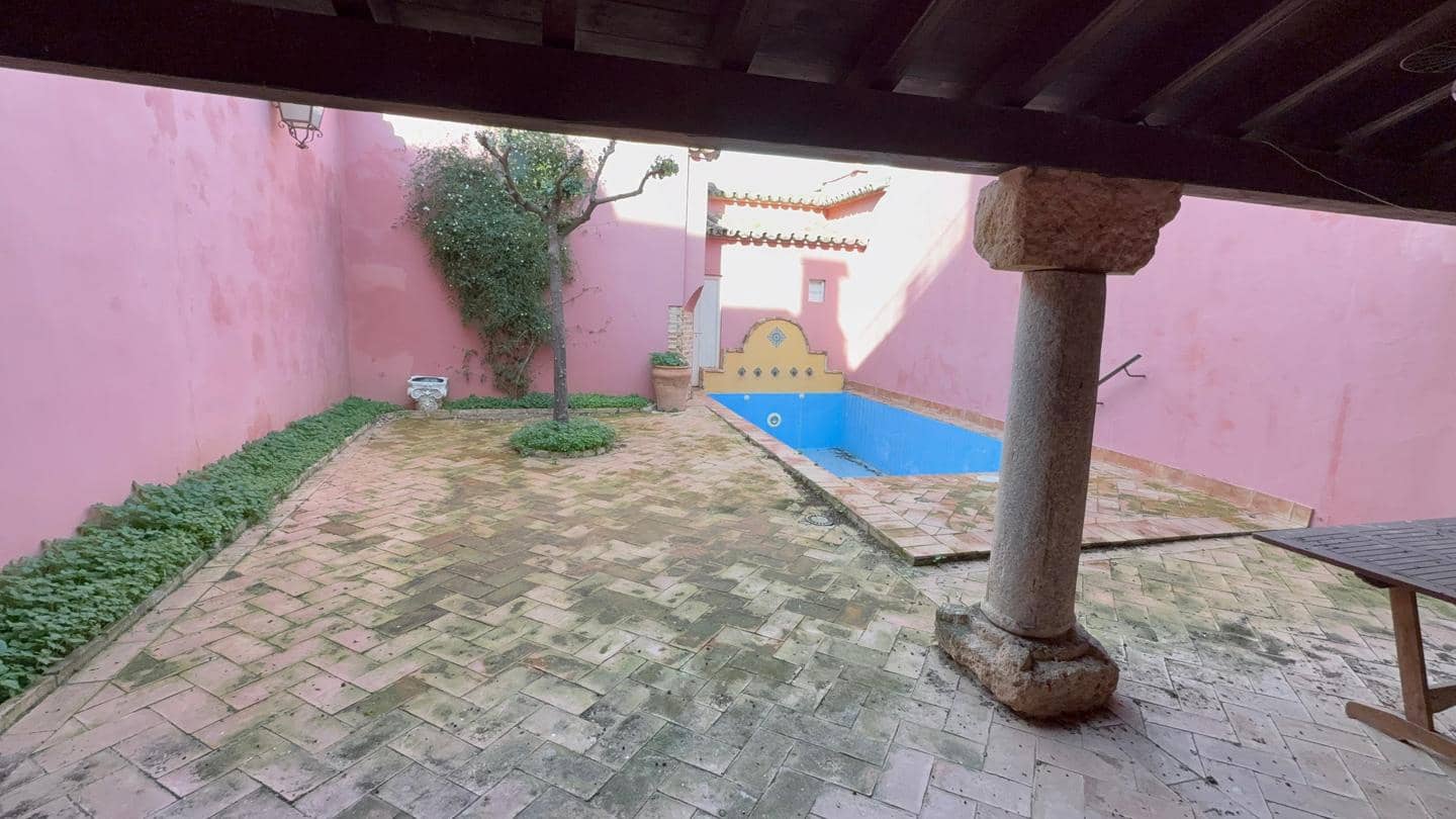 8 soveværelse Villa til salg i Carmona med swimmingpool garage - € 1.285.000 (Ref: 7101819)