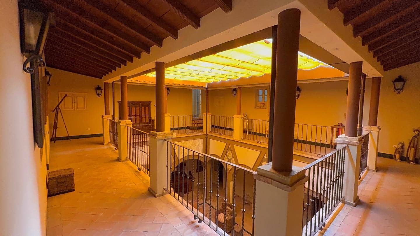 8 soveværelse Villa til salg i Carmona med swimmingpool garage - € 1.285.000 (Ref: 7101819)