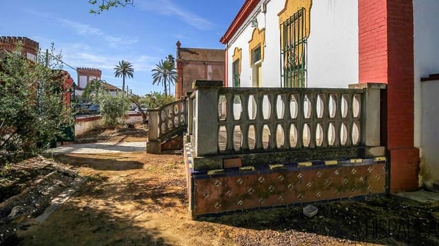 6 camera da letto Villa in vendita in Villanueva del Río y Minas con piscina garage - 325.000 € (Rif: 7180819)