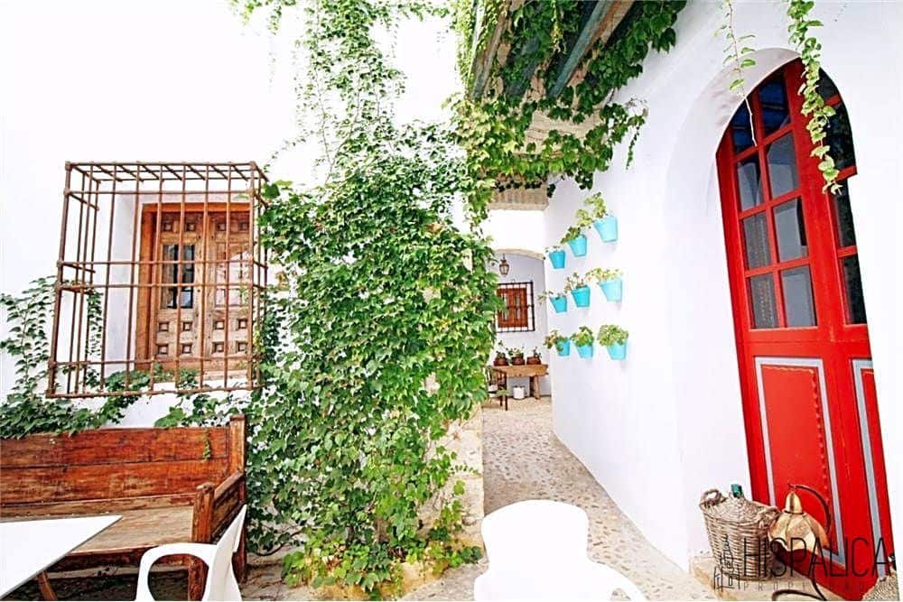 6 bedroom Villa for sale in Carmona with pool - € 780,000 (Ref: 7365231)
