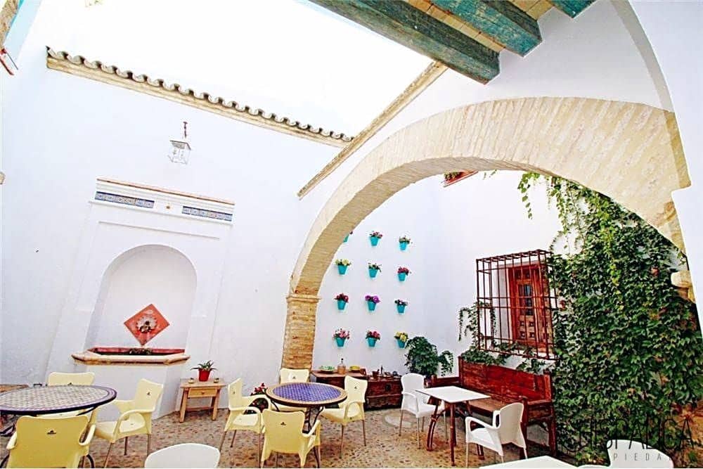 6 bedroom Villa for sale in Carmona with pool - € 780,000 (Ref: 7365231)