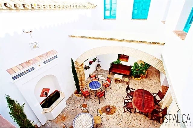 6 soverom Villa til salgs i Carmona med svømmebasseng - € 780 000 (Ref: 7365231)