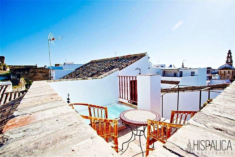 6 bedroom Villa for sale in Carmona with pool - € 780,000 (Ref: 7365231)