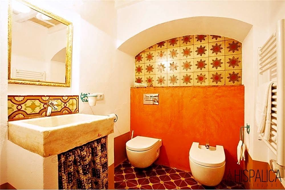 6 bedroom Villa for sale in Carmona with pool - € 780,000 (Ref: 7365231)