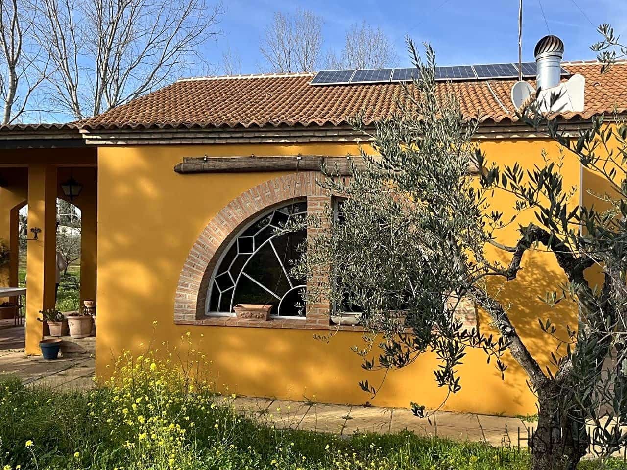 3 soveværelse Finca/Landehus til salg i La Palma del Condado - € 240.000 (Ref: 7582742)